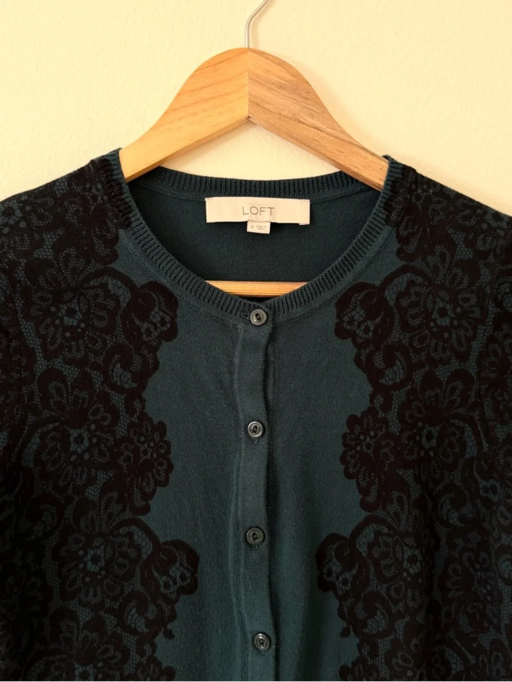 LOFT button front